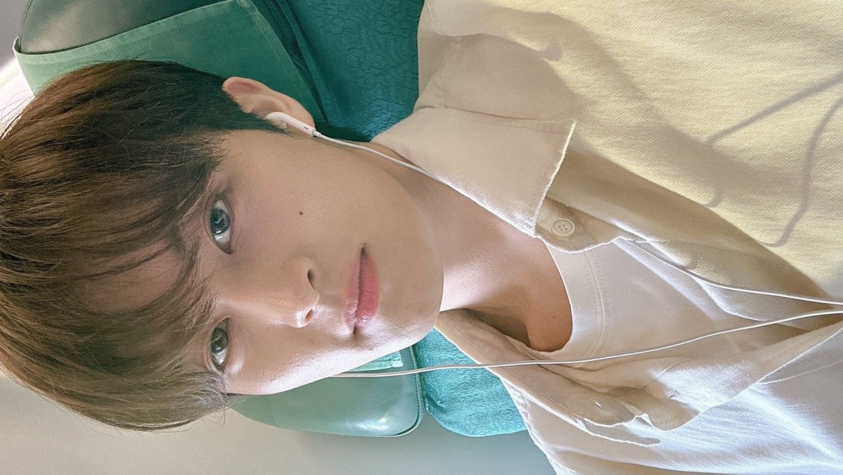 onyourmrkie's tweet image. ♬˚⋆.✮🎧✈️˚.⋆