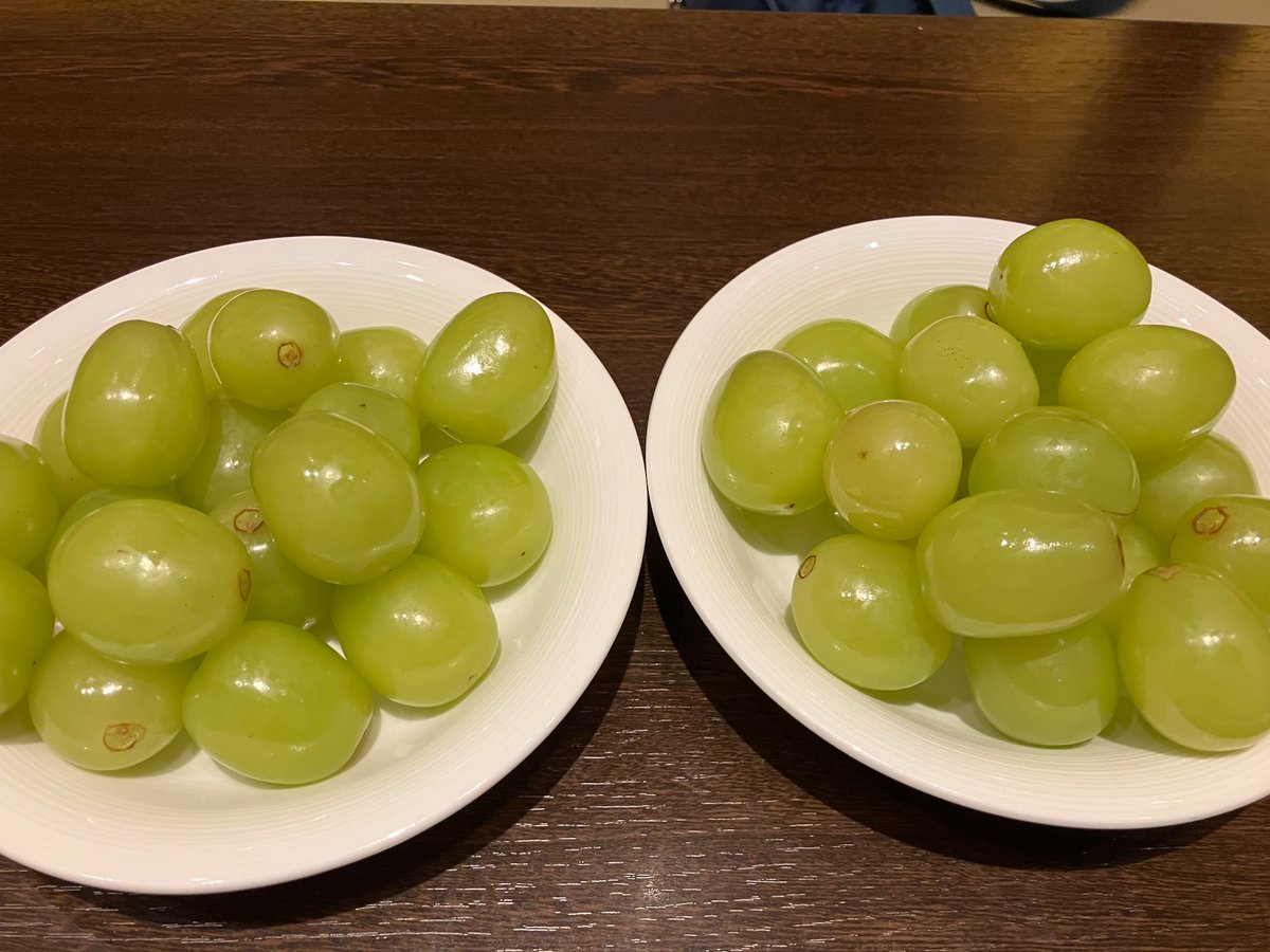 3000円以下でシャインマスカット食べ放題できるし、東京より地方の方がボッタクられないよー🖐️