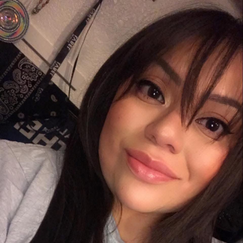 blink1448's tweet photo. Has anyone have nudes of this beauty’s let me know #elko https://t.co/2qq8WRQciV