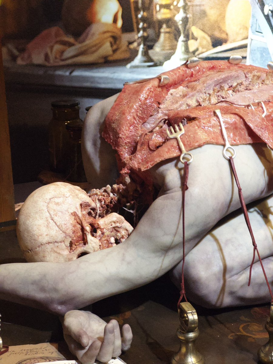 synthwavefoo's tweet image. Last night of the Frankenstein exhibit today in LA. Got the coolest hat too, shoutout the goat @RealGDT