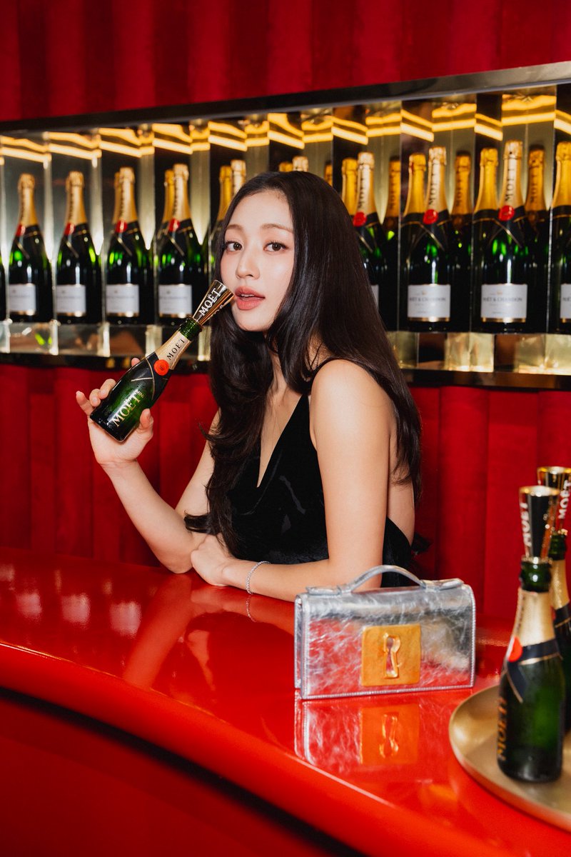jihyobrands's tweet image. Jihyo attends Golden Globe Awards as Moët &amp;amp; Chandon guest 

#JIHYO #지효 #moetchandon #GoldenGlobe