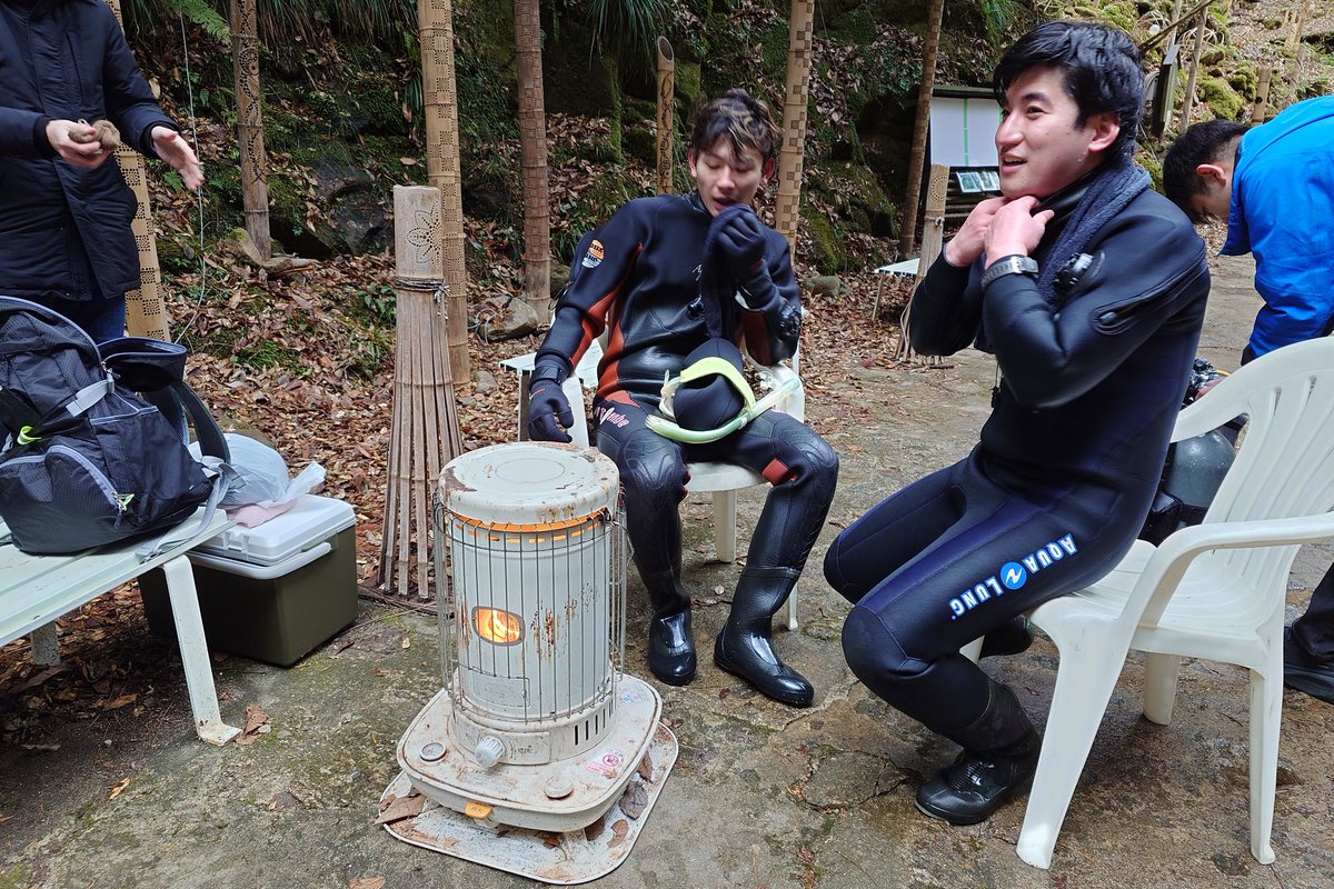 kapaguy's tweet image. なんと！霊蛇滝の滝壺水中でオオサンショウウオを発見！館長によれば純血種と思われる。滝壺の深くで撮影されたのはもちろん発見もおそらく世界初！ちゃんとした動画は赤目滝水族館のSNSでもうすぐ公開！