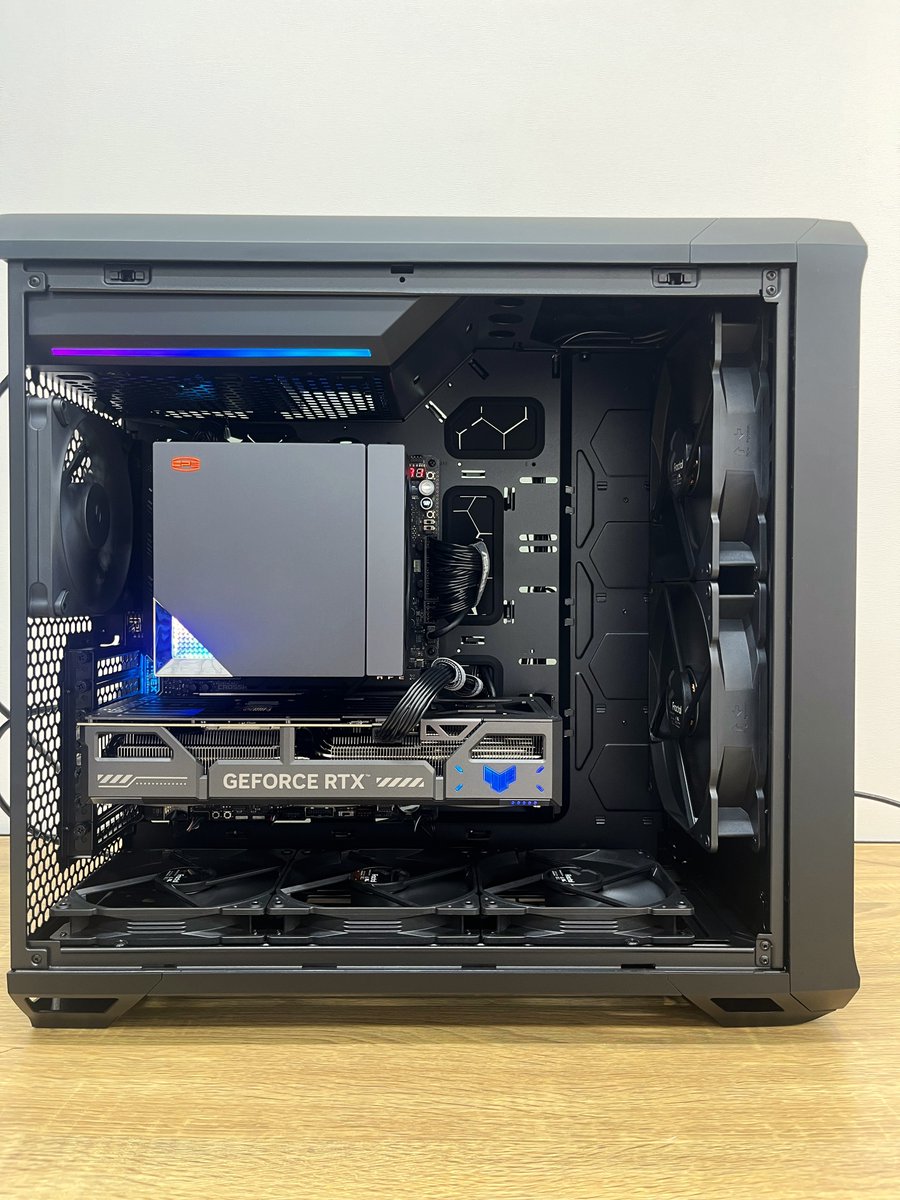 お客様ご依頼の #組立代行 PCが完成‼️ #FractalDesign Torrentを使用