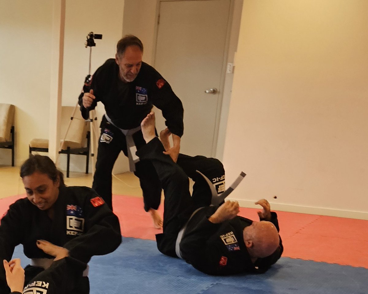 centenaryma's tweet photo. John earned his Green Belt in KEF-IC on 29 Nov 25. It was great to watch, very combative, and a great example for others to follow. Congratulations John.
#mountommaneyhub #selfdefence #centenarycommunityconnections #MartialArts #kefic #combativemindset #kineticfighting https://t.co/N4ahtRQvKi