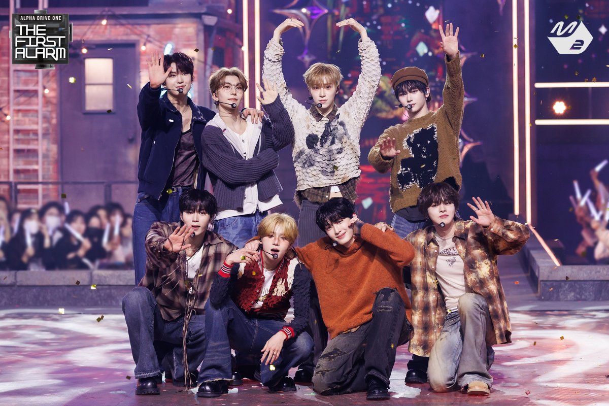 M2MPD's tweet image. [📸] ALPHA DRIVE ONE(알파드라이브원) - Cinnamon Shake

▶ youtu.be/4OcGDdNcoE4

#ALD1_DEBUTSHOW
#ALPHADRIVEONE #알파드라이브원 @ALD1_official