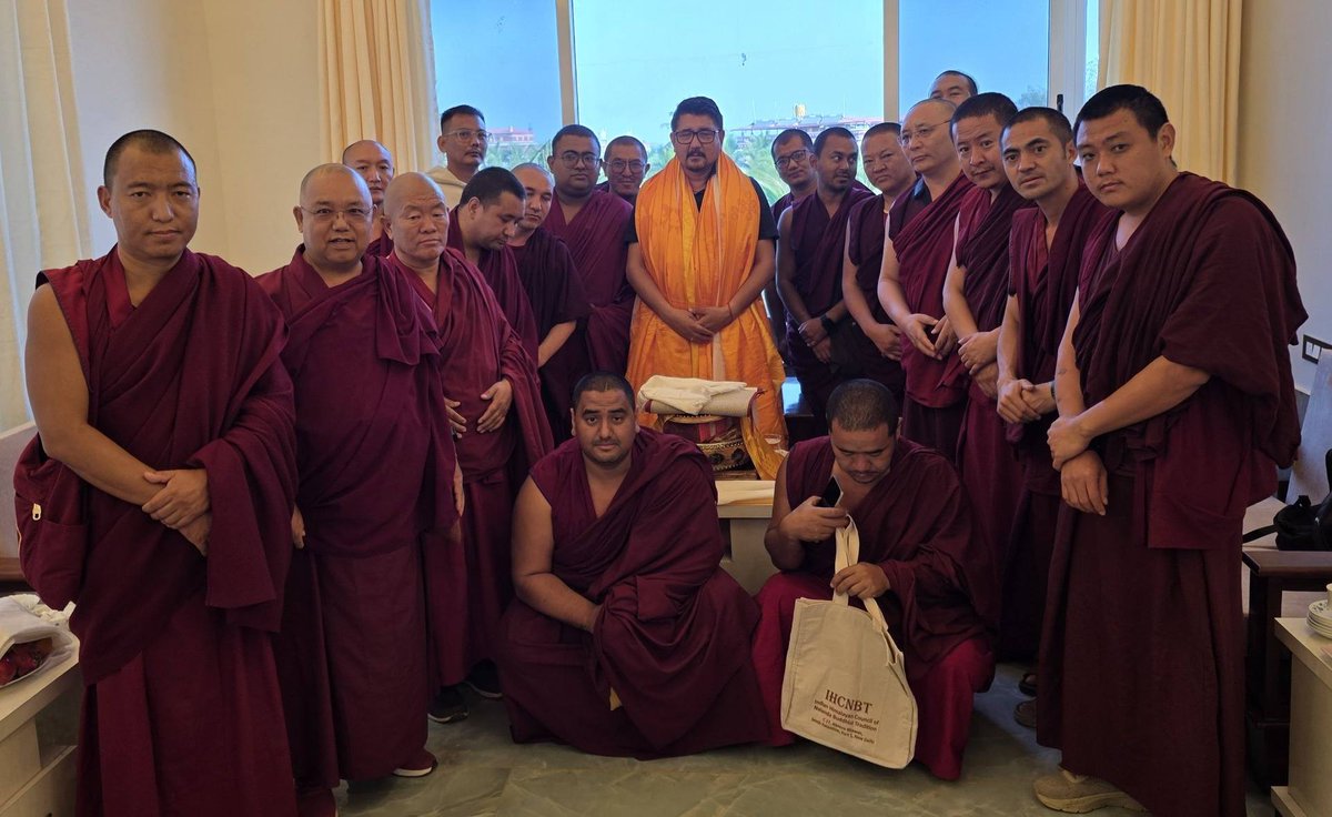 DREPUNG GOMANG SCHOOL tweet media