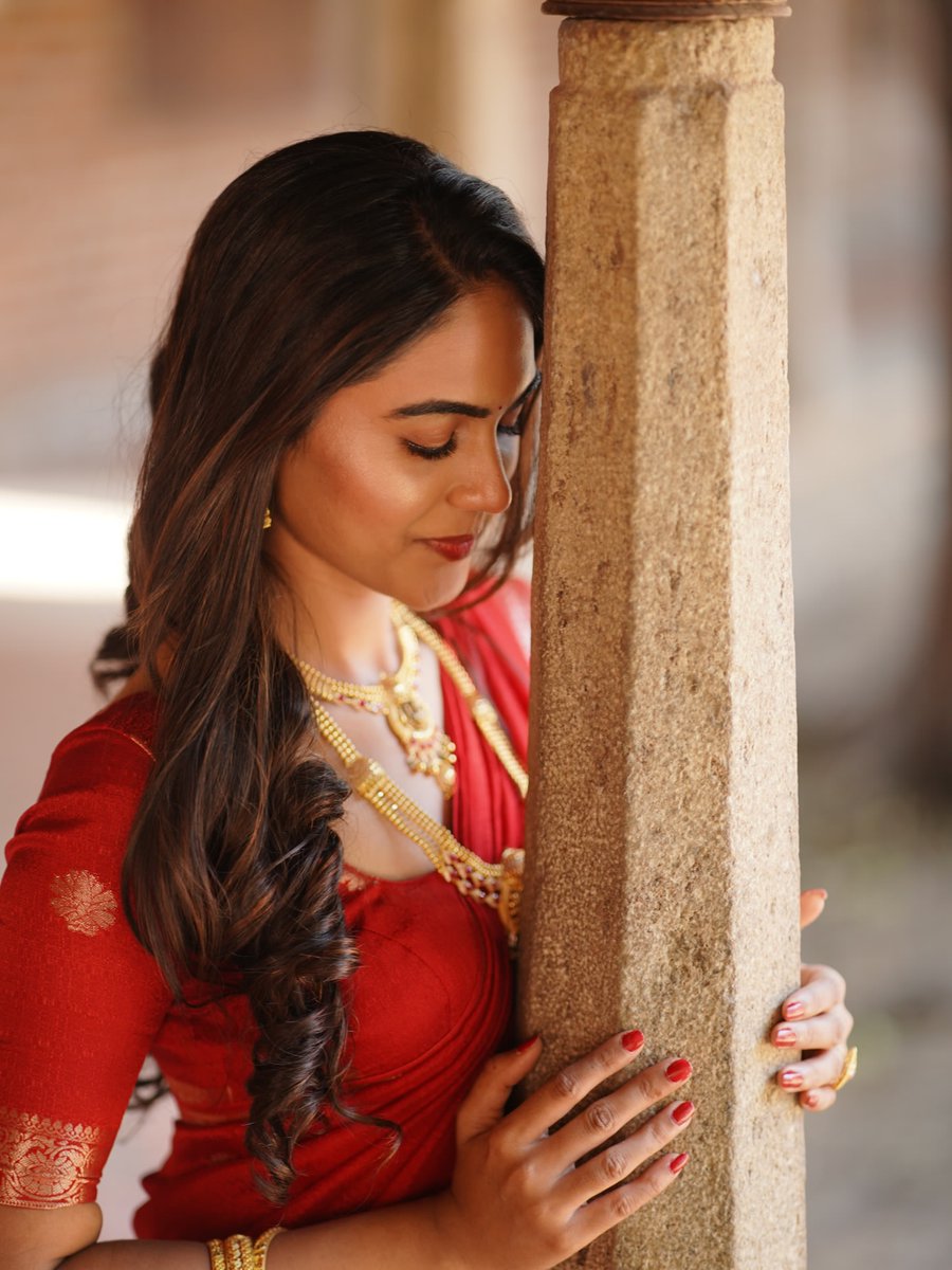 indian_beautee's tweet image. The Elegance 😍❤️

Preetha 😘🌟

#Preetha
#sareelove