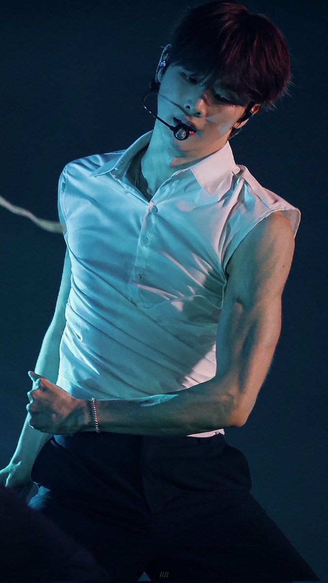 neogens's tweet photo. one of the craziest sungchan pic ever taken https://t.co/QUzNe8OzsT