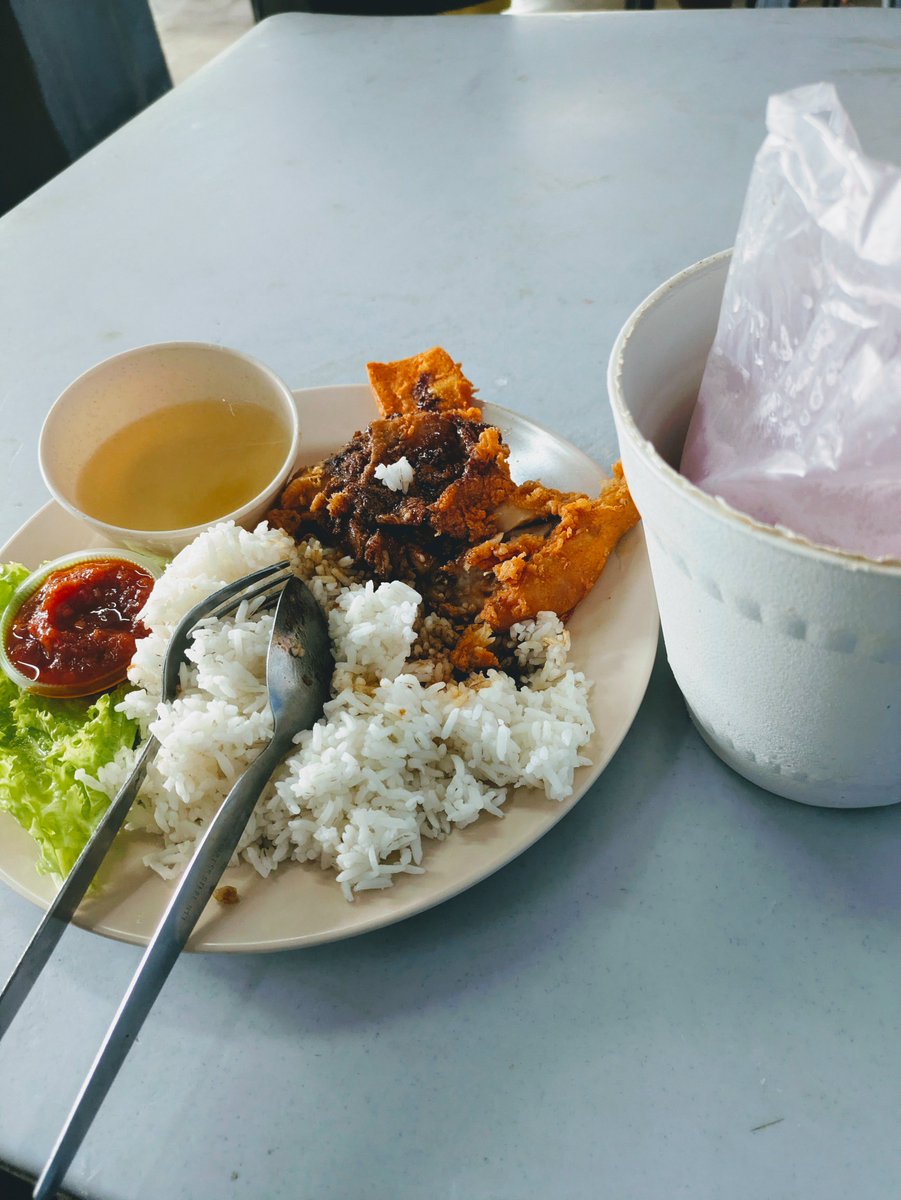 One of my must-have guns on my weekly list. No complaints ever. Does what it says it does. Clean plate every time.