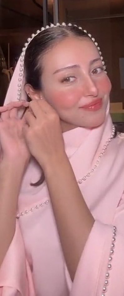 liooth2020's tweet image. #صباحيات_عطر 

ياصباح الخير مدري يا صباح الخيّره 
الوكاد انه حضيض الي مقابل وجهك.❤️