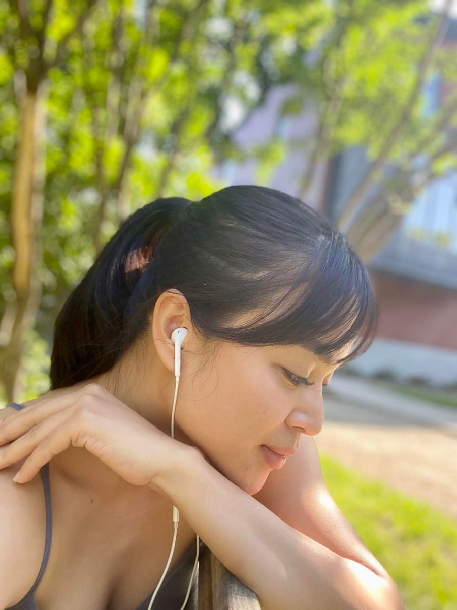Ed41Grace's tweet photo. Just a simple day with my favorite music. Peace of mind. 🍃 #RelaxingTime #NatureVibes #MusicLover #GoldenHour https://t.co/iJQk7TwhxU