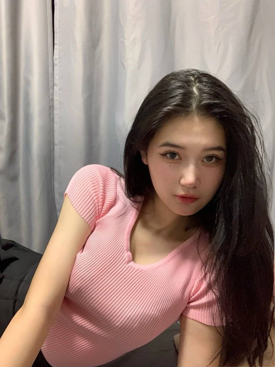 SWSNCC's tweet image. 连云港

大号:@EllaDrake180249

或者主页✈️更精彩

江苏

岁月流逝，青春悄然，留我在时间的漩涡中，独自徘徊，等待那痴梦一场。

连云港市灌云县灌云县农村数字电影广场

点头像简介玩我