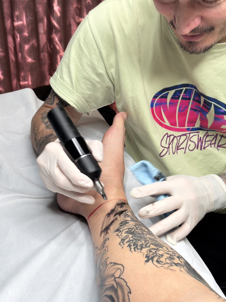 2026年。
彫り始め。
今年もよろしくね❤️