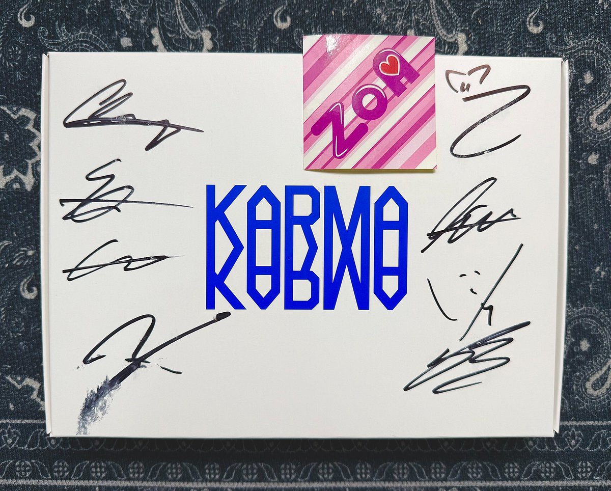 ✨サインアルバムイベント✨
ZOAをご利用いただく全ての方へ感謝の気持ちを込めて..
サインアルバムプレゼント企画🎁
RT+イイネしていただいたフォロワーの中から抽選１名様に贈呈❣️
※非公開アカウント除く🙅‍♀️
当選発表は1月31日に個別ご連絡+告知 ♪
#StrayKids #サインアルバム #プレゼント企画