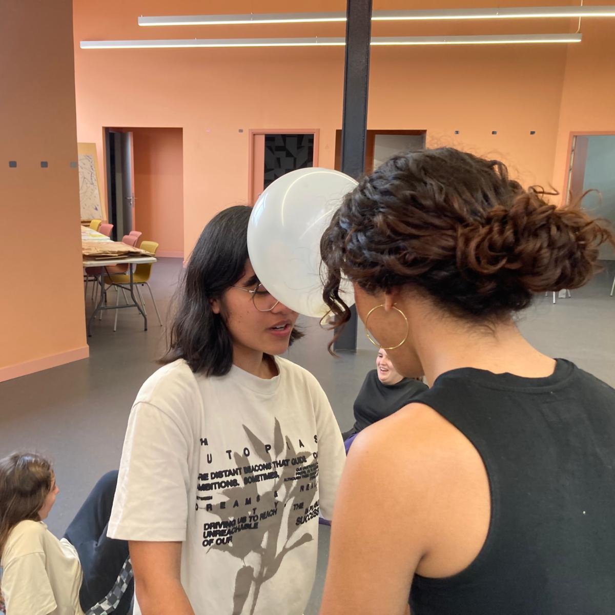 #GranCanaria 🎭 Grupo de jóvenes de #ConoceTÉatro. Hemos explorado las sensaciones y el cuerpo, lo extracotidiano y la imaginación, los conflictos y el cuidado, y la forma de relacionarnos y mirar a la comunidad… y mucho juego y alegría!
<a href="/gobcan/">estasi</a>
<a href="/socialgobcan/">Social GobCan</a>
<a href="/LPAJuventud/">LPA juventud</a>