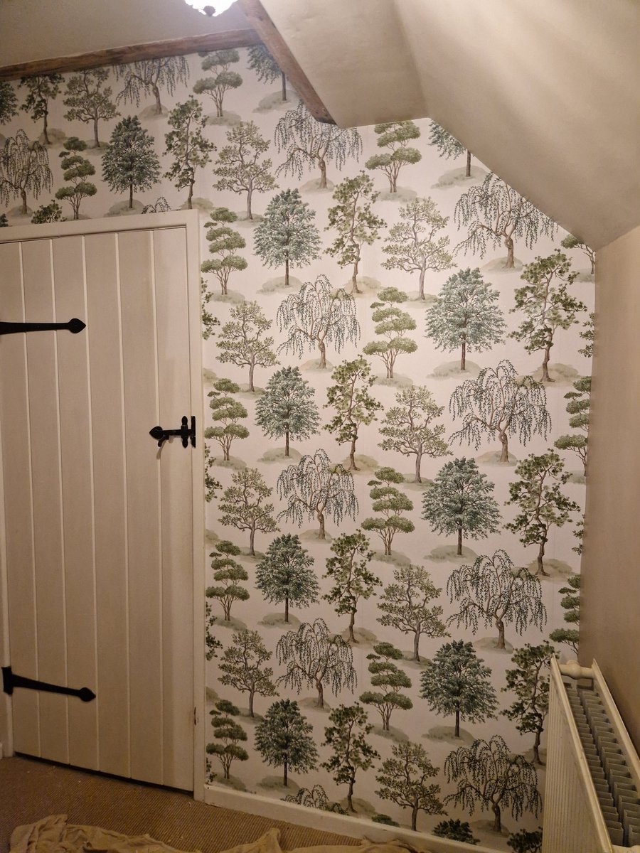 A Decorators Life tweet media