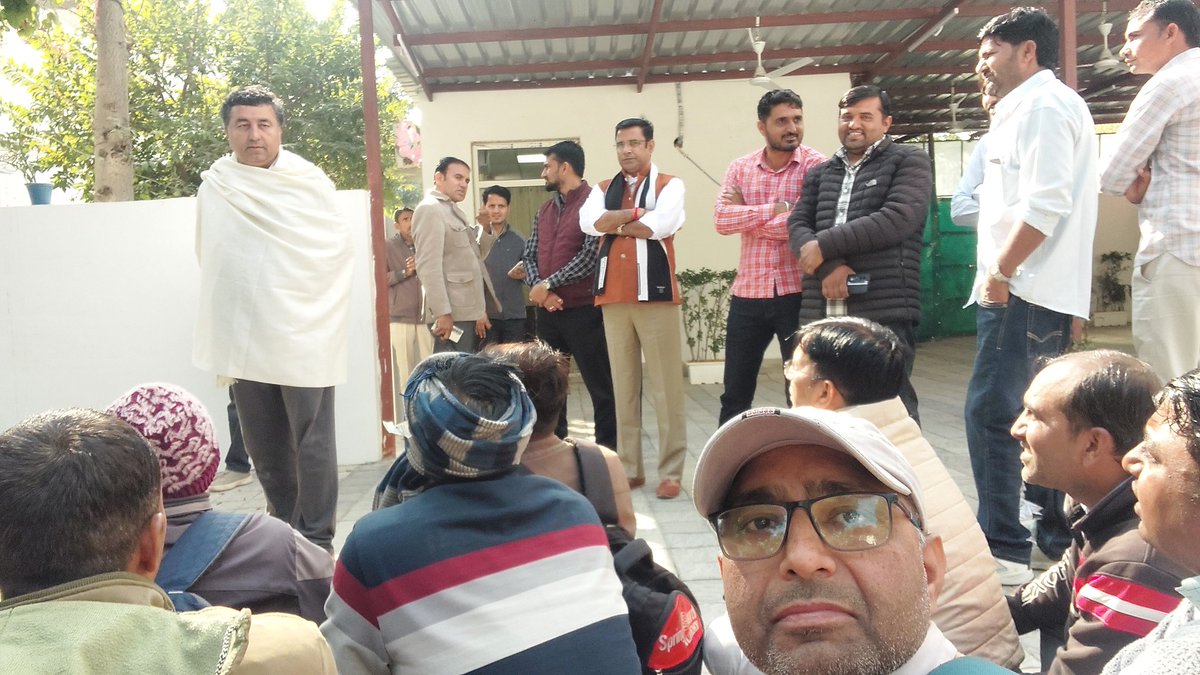 MaheshBainsla1's tweet photo. #केके_विश्नोई
#केके_विश्नोई
कनिष्ठ अनुदेशक भर्ती में नियुक्ति हेतु आदेश जारी करवाने के लिए
माननीय के.के. विश्नोई जी का हृदय से धन्यवाद।
आपका सहयोग हमारे संघर्ष की ताकत है। 🙏
#धन्यवाद #KKVishnoi #कनिष्ठअनुदेशक https://t.co/VcMlo2t9sv