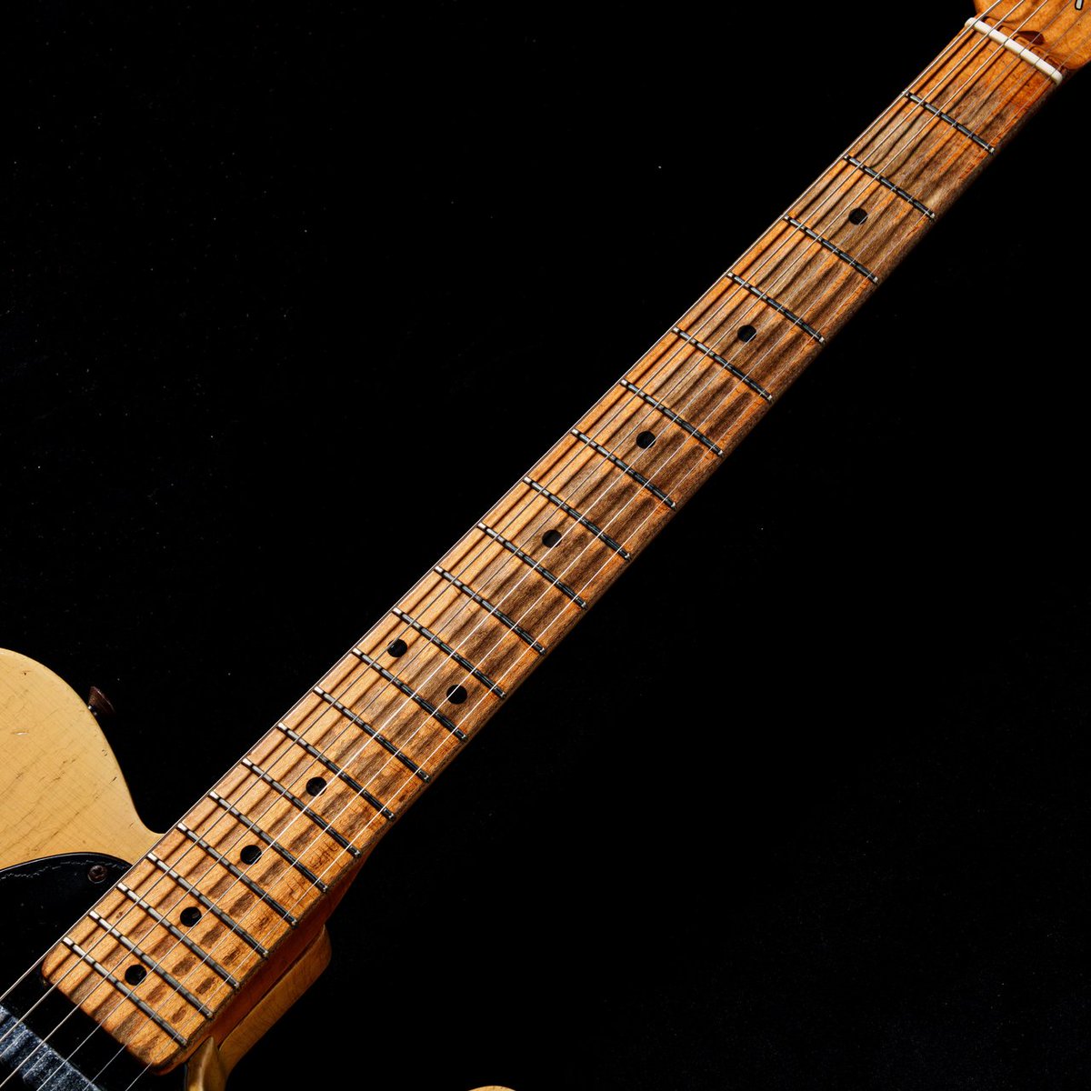1484shibuya's tweet image. 1954年製、Fender Telecaster。詳しくはイシバシ楽器渋谷店までお問い合わせくださいませ。
store.ishibashi.co.jp/view/item/0000…
#Fender #telecaster #vintage #Blackguard