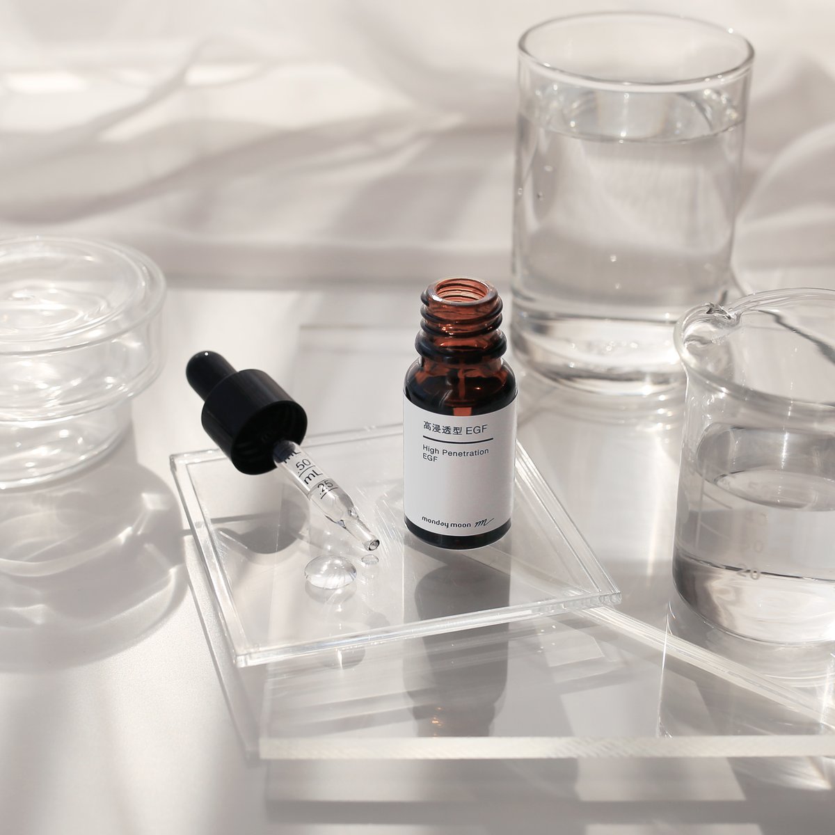 年齢とともに、
ハリが戻りにくい季節…

それは、肌の修復・再生を支える
成長因子（EGF）が体内で減少しているせいかも

🧬✨高浸透型EGF✨🧬

🌤😴 朝・夜：化粧水に1滴プラス
内側からふっくら
ハリと肌活力をじっくりチャージ

🧬 高浸透型EGF／3ml
💛 今だけ30%OFF 💛
⏰ 1月15日(木) 11:00まで