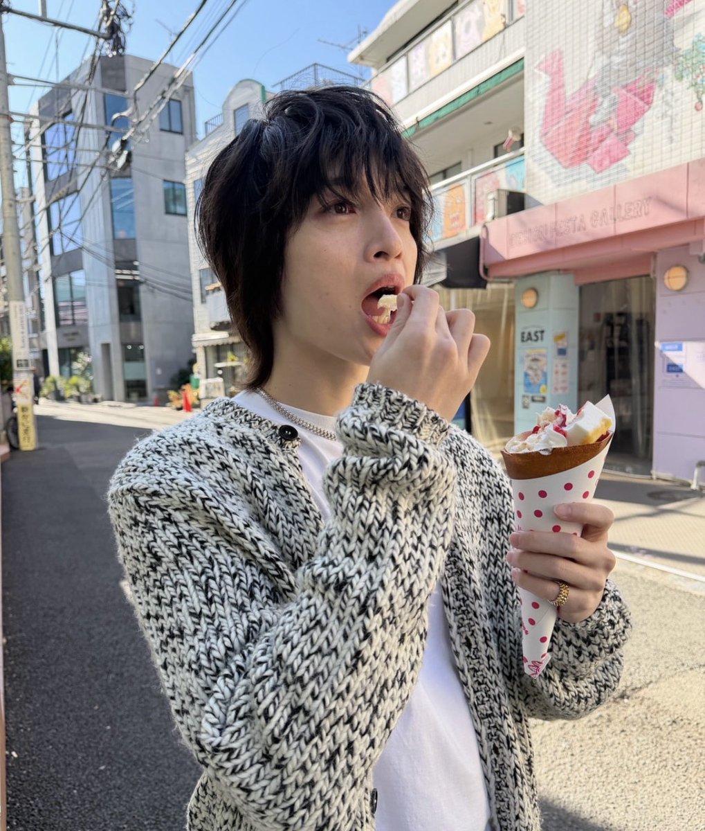 Kis-My-Ft2玉森裕太くんに、写真頂きました。