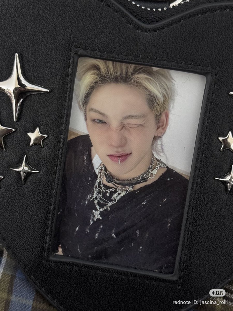 HYUNH4YI's tweet image. whoa this hyunsuk pc 🫨 pcr. 岛国流浪鹅🐧 #최현석