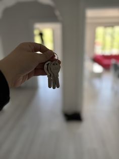 Doksan dokuz adının hürmetine, içimizden geçenleri bize nasip et Allahım..