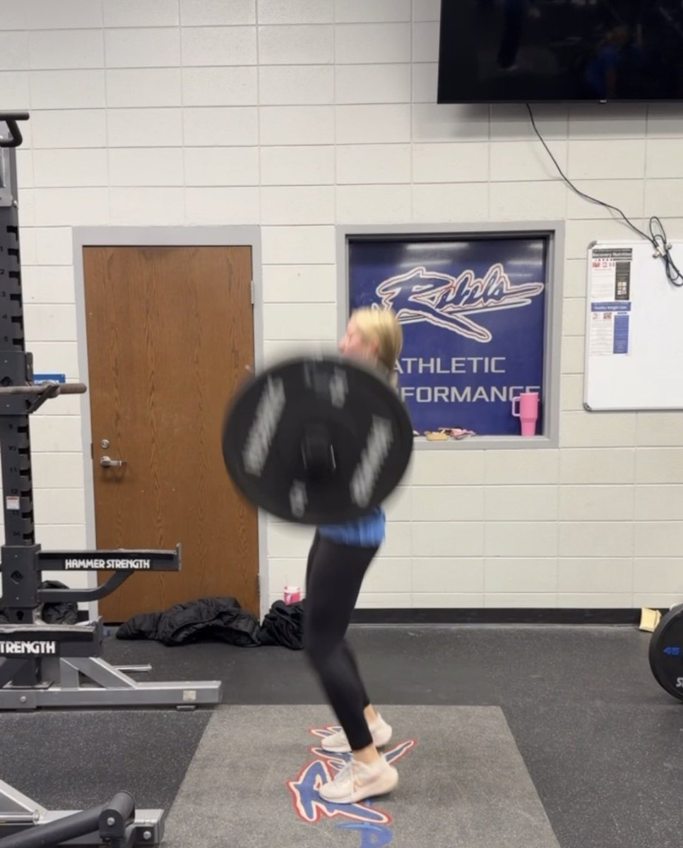 Byrnes_Softball's tweet photo. “Winning is for the invested.” #ETG #toofasttoostrong #BWYFA https://t.co/UqQjSiPhLd