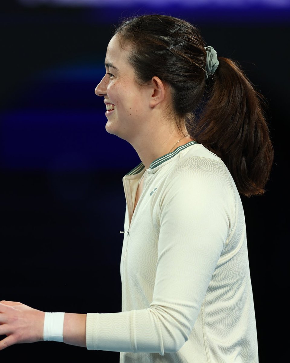 WTA's tweet image. We’re so proud of you Joanna 💚

An incredible second place for Joanna Garland at the @AustralianOpen 1 Point Slam!