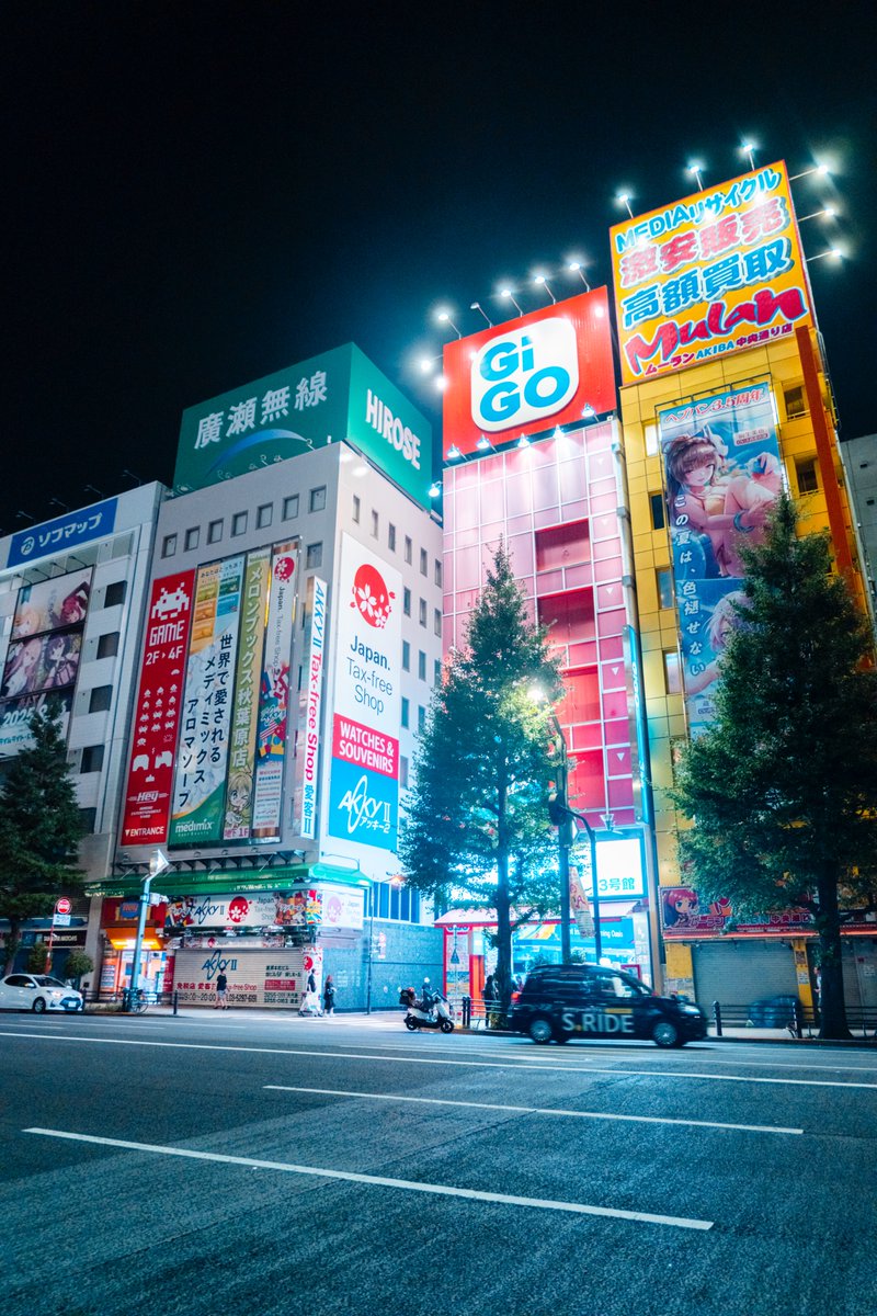 inthe_deepnight's tweet image. 深夜の秋葉原。