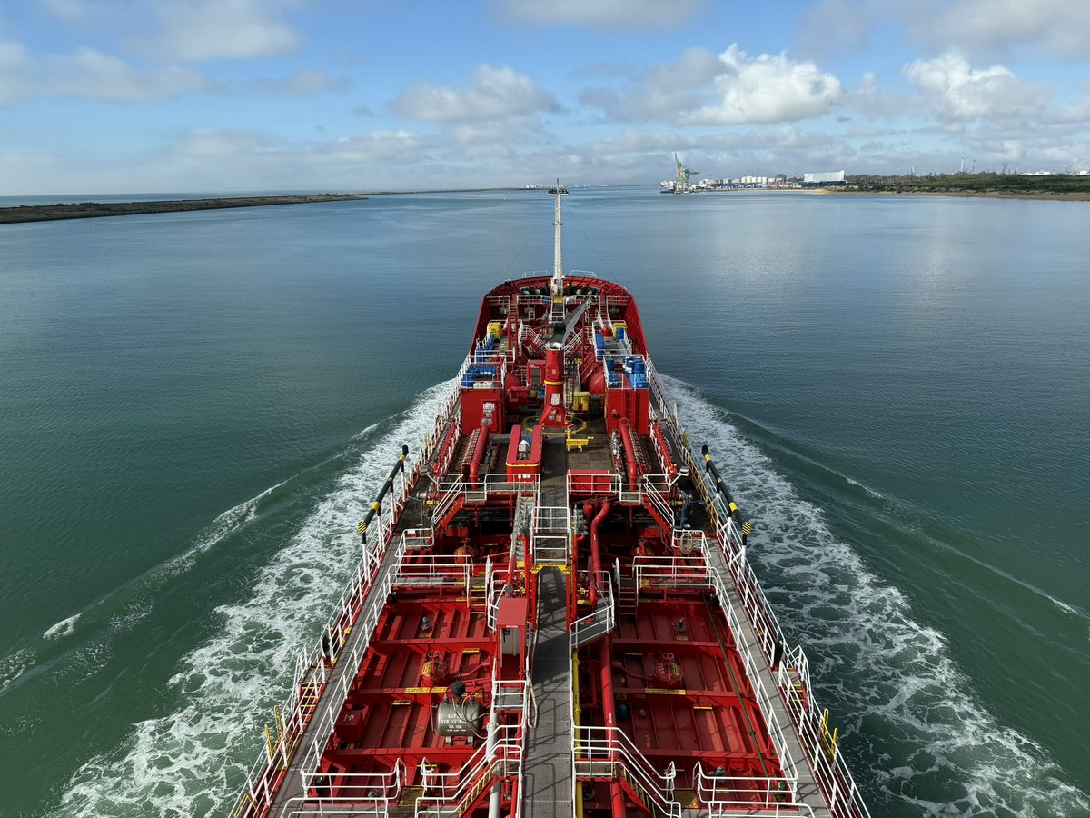 Amaneció cerrado en niebla, pero se ha quedado de lujo. #Huelva