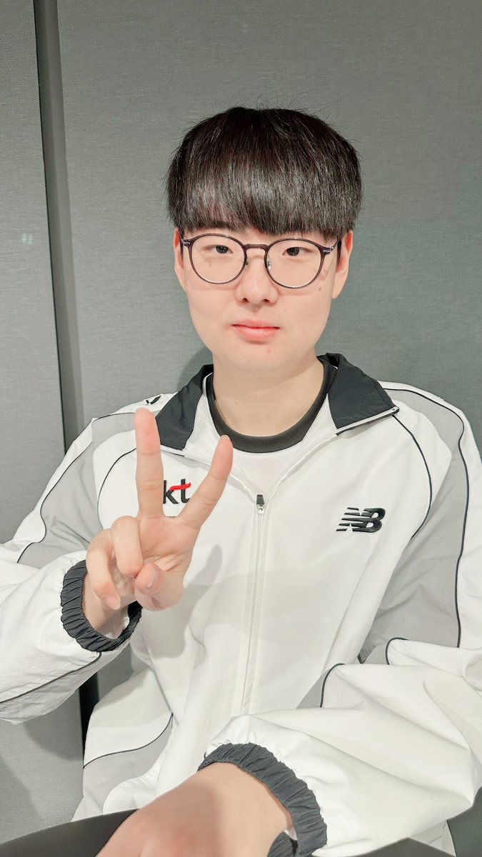 퍼/고/폴 착둥이들 브이 ✌🏻