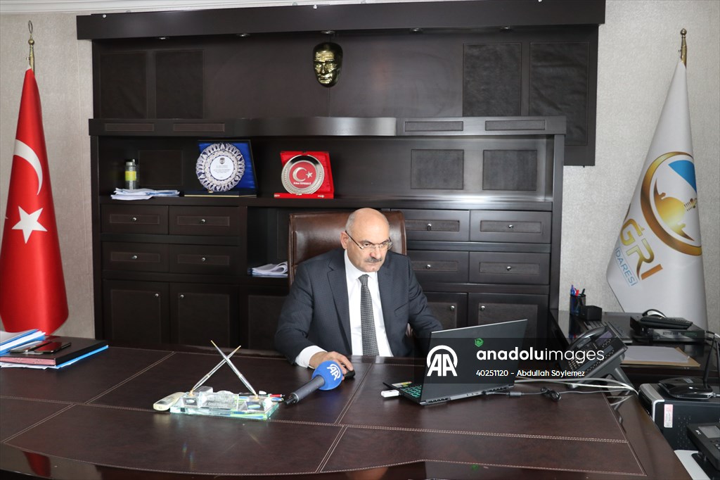 Ağrı İl Özel İdaresi Genel Sekreteri Sayın Erhan Tenekeci, Anadolu Ajansının (AA) gözünden 2025'e damga vuran olaylara ait fotoğrafların yer aldığı "Yılın Kareleri" oylamasına katıldı. <a href="/tenekecierhan04/">Erhan Tenekeci</a>