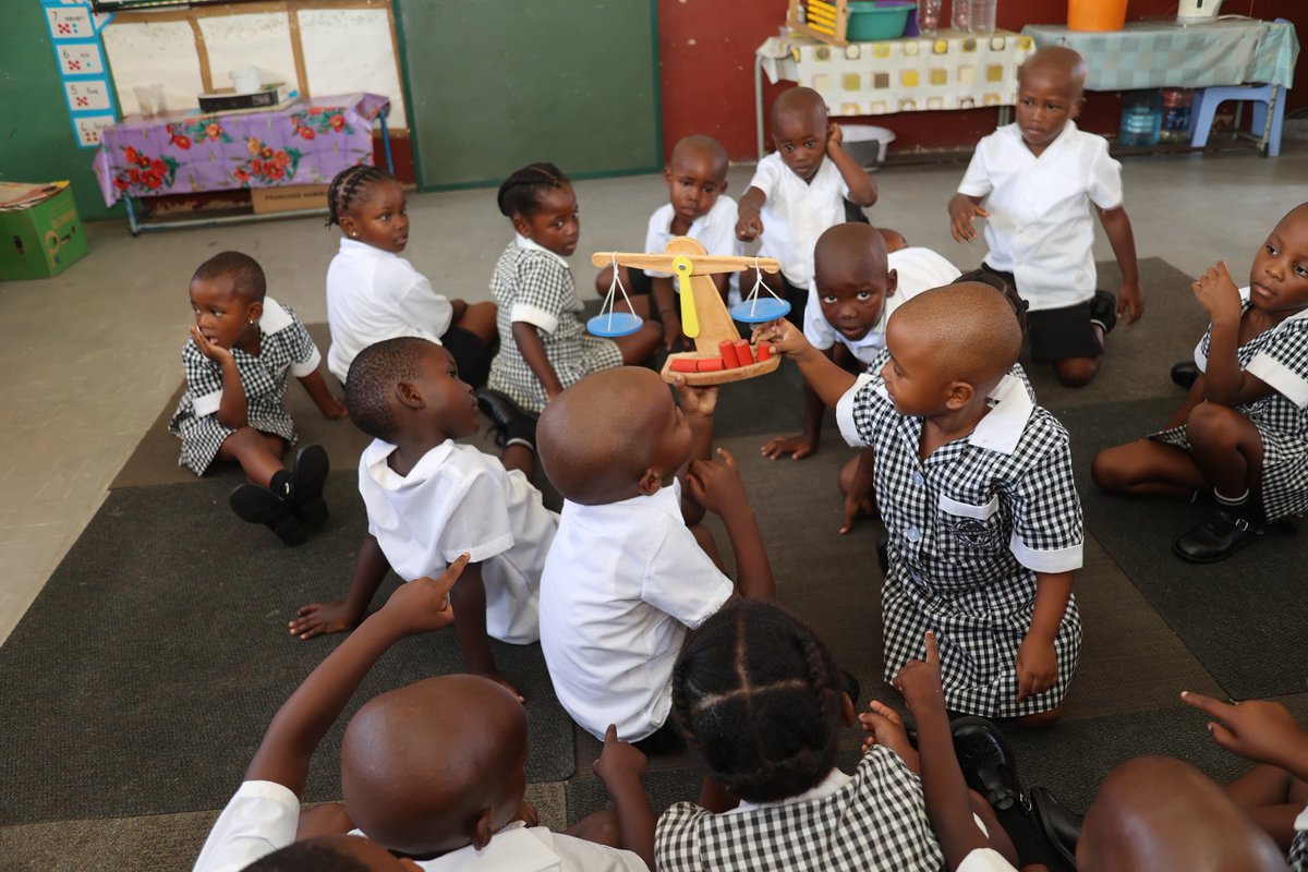 IOL's tweet image. Grade R pupils at Mbalasi Primary School in Umlazi A Section enjoyed classroom activities and counting exercises with their teacher, Nelisiwe Ngidi. iol.co.za
📷: Tumi Pakkies / Independent Newspapers

#MbalasiPrimarySchool #classroom #activities #teacher