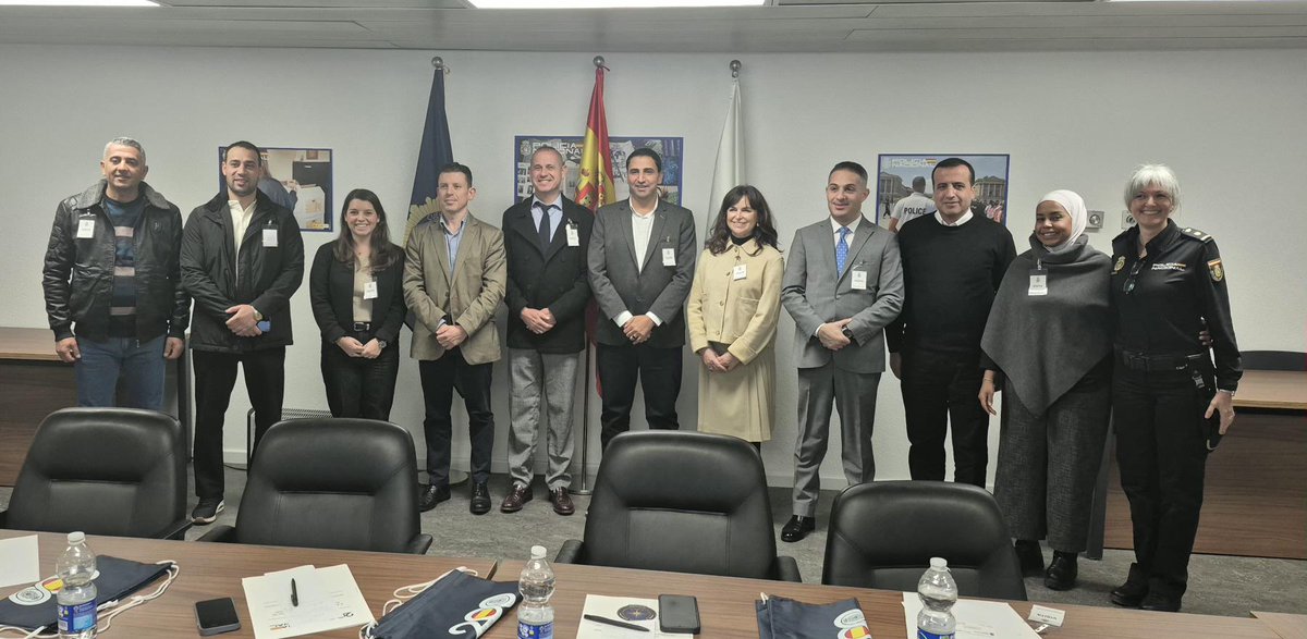 🇯🇴🇪🇸La policía jordana conoce el trabajo de la <a href="/policia/">Policía Nacional</a> en prevención y lucha contra el crimen organizado.

Además, exploramos conjuntamente nuevas oportunidades de intercambios técnicos.

¡Más en #NoticiasFIAP! 🗞️tinyurl.com/3r86fps3