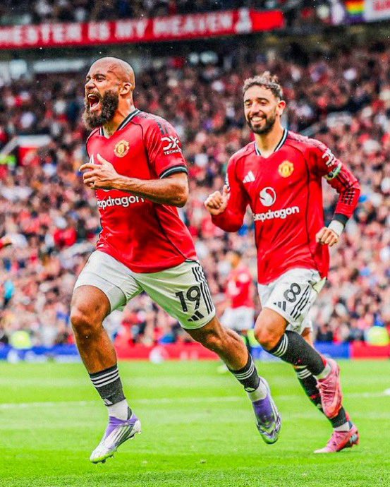 TheUTDHQ's tweet image. 🚨 Man United will play in their home kit against Man City on Saturday! ❤️👕