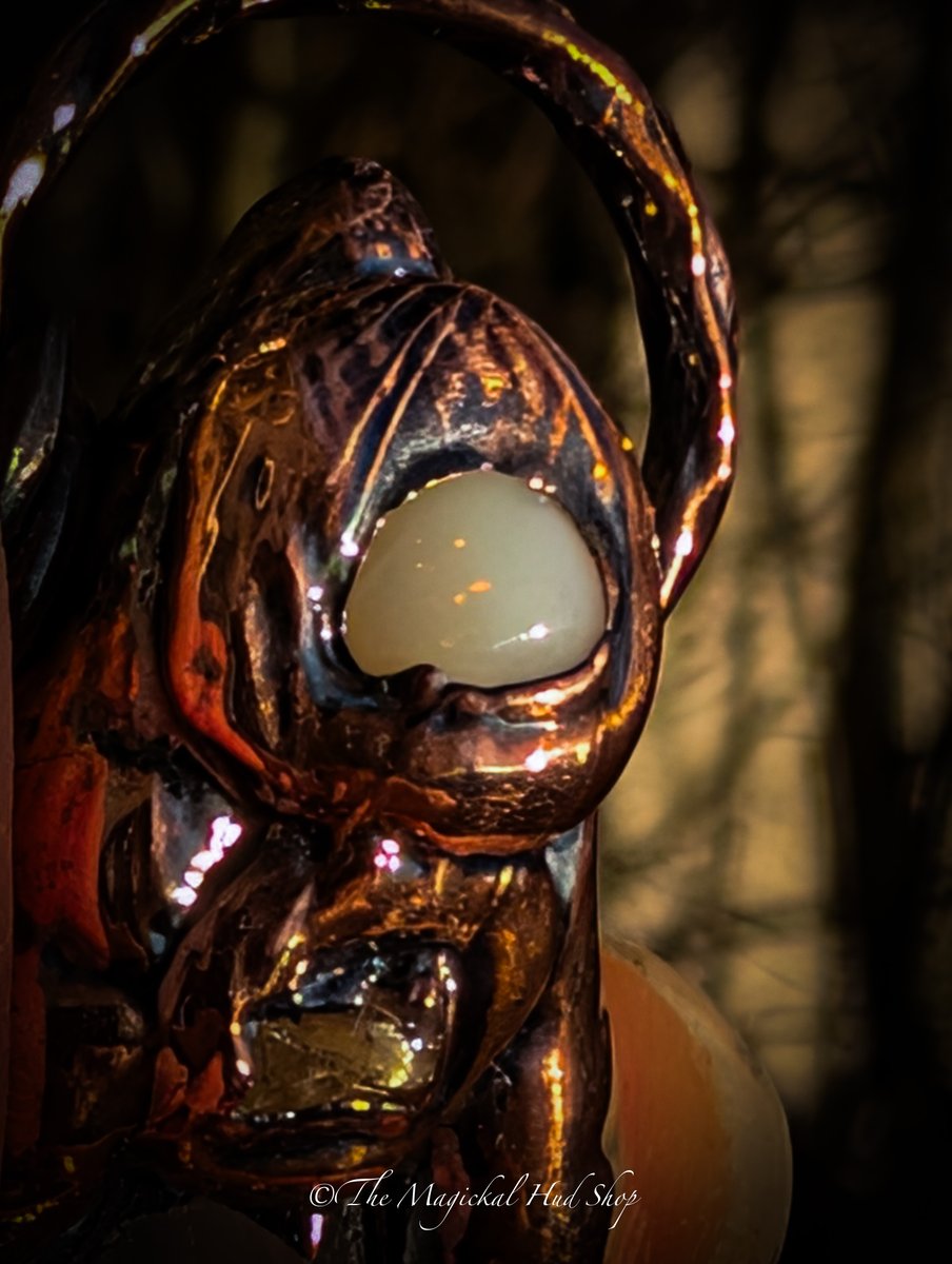 MagickalHudShop's tweet image. ✨ DESTINY OF ANGELS ✨

themagickalhudshop.co.uk/shop/Destiny-o…

#DestinyOfAngels #CopperElectroformed #LemurianQuartz #AngelAura #EthiopianOpal #SouthWalesArtisan #CrystalMagick #HandmadeAmulet #OneOfAKindJewelry #SpiritualAlchemy #AngelGuidance #ChakraHealing #WitchyVibes #MetaphysicalTools