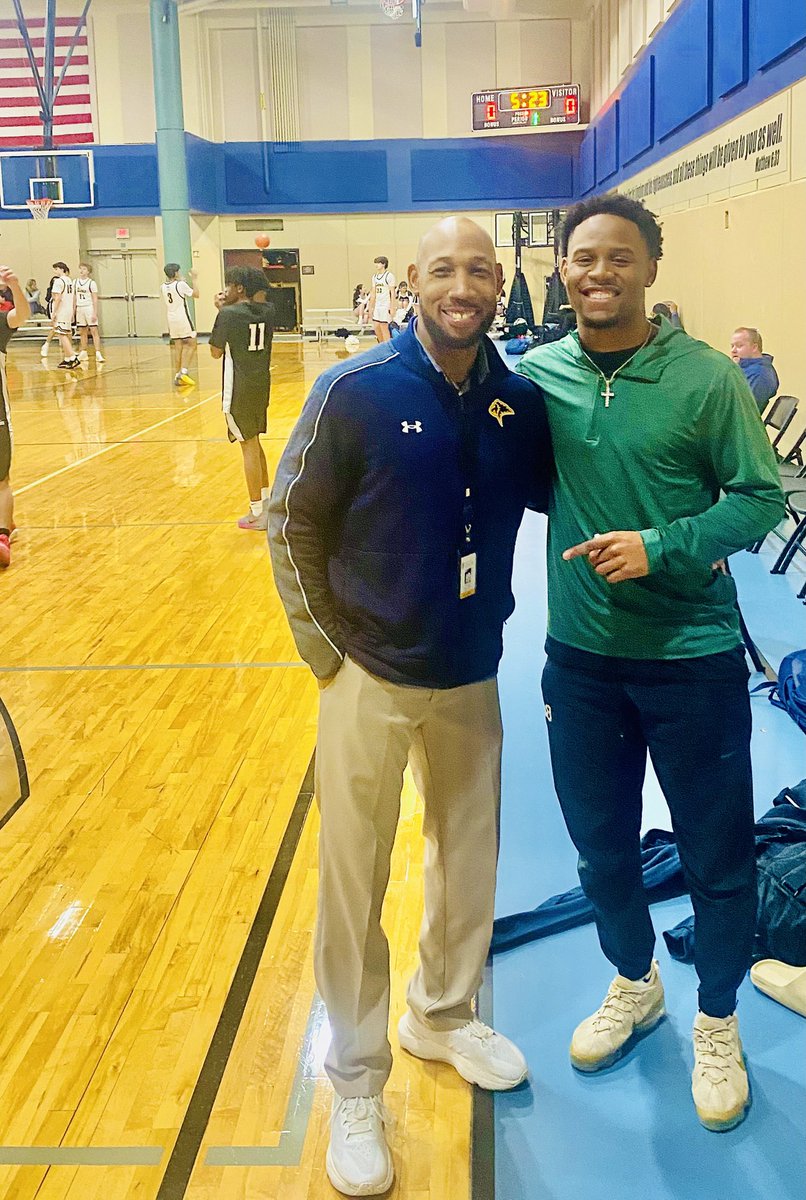 Coach Cedric Bonner tweet media