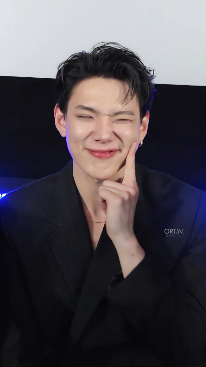 atari0909's tweet image. HBD my boy  🥰