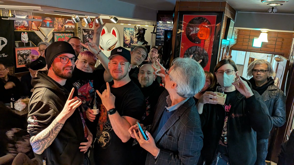 foxgod.tokyo
今夜もベビメタインバウンドです。１月４日からずーっとこんな感じです。もちろんありがたいですけど、日本メイトも来てね