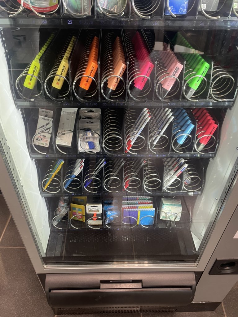 arracheuse2paff tweet media