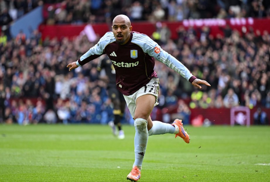 theavfcfaithful's tweet image. Thanks for all the goals and memories, Donny. 🫡💜

𝑴𝒂𝒍𝒆𝒏 𝒂𝒈𝒂𝒊𝒏, 𝑶𝒍𝒆 𝑶𝒍𝒆 🥲