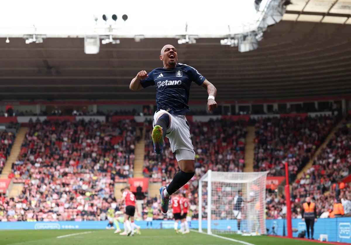 theavfcfaithful's tweet image. Thanks for all the goals and memories, Donny. 🫡💜

𝑴𝒂𝒍𝒆𝒏 𝒂𝒈𝒂𝒊𝒏, 𝑶𝒍𝒆 𝑶𝒍𝒆 🥲