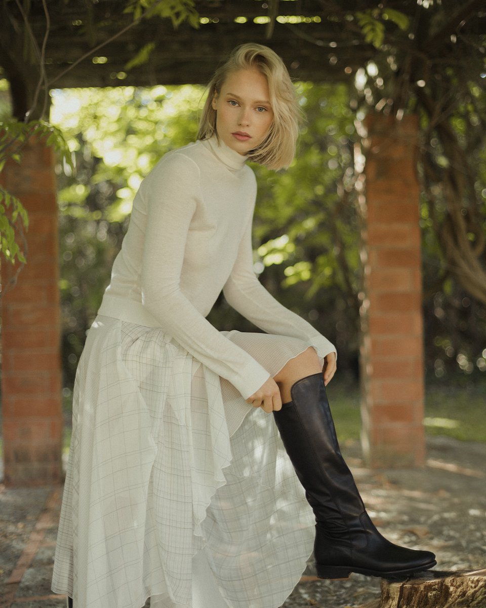 Equilibrio entre estilo y comodidad. Botas que acompañan looks fluidos y garantizan firmeza en cada paso.

Consigue las botas SITKA en nuestra tienda online🛍️ goo.su/07gFn

#pedromiralles #pmlovers #fashionstyle #botas #boots #backinstock #winter #outfitoftheday