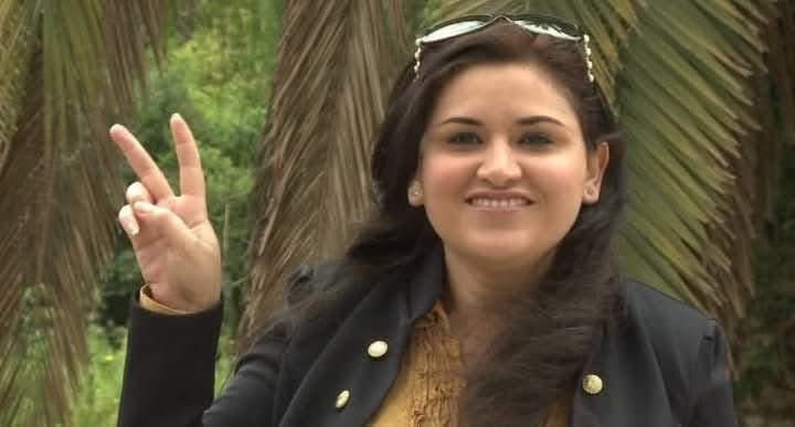 الحمد الله الصحفية التونسية  #شذى_الحاج_مبارك حرة 
( تخفيف الحكم من 5 سنوات إلى سنتين سجنا مع تأجيل التنفيذ) 
#تونس