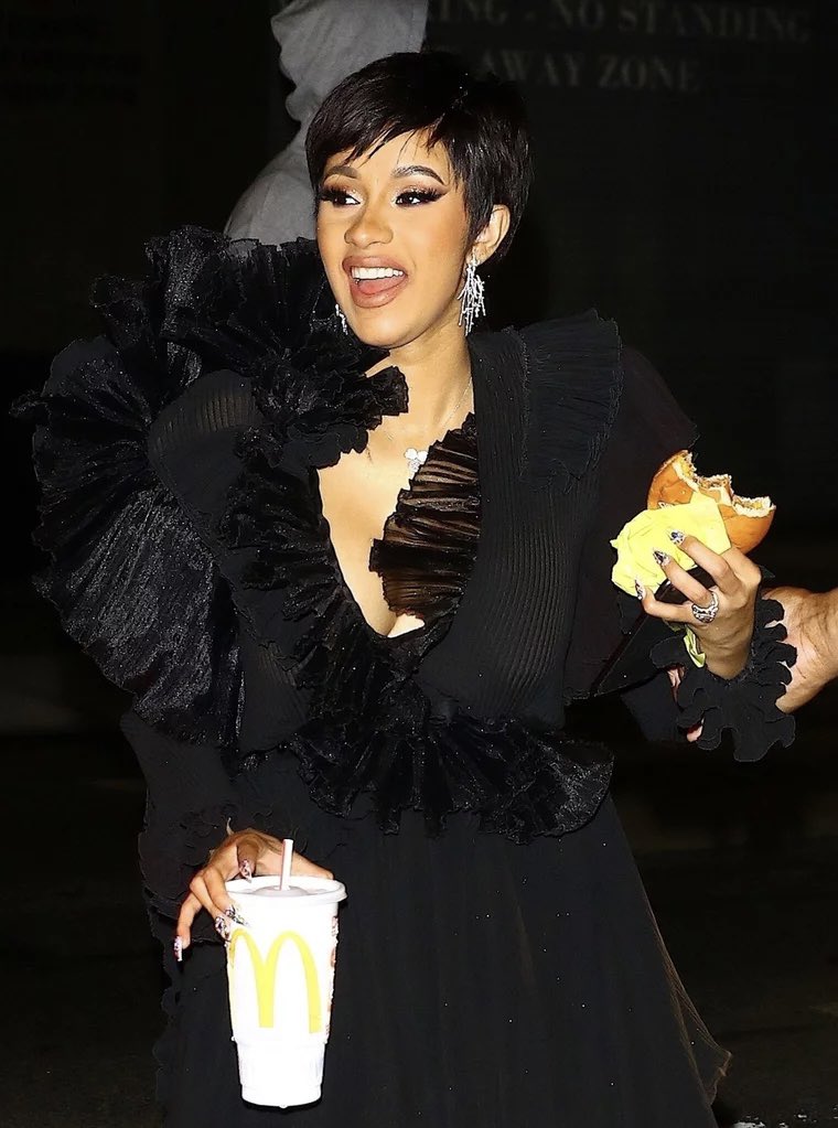 That time Cardi B won 3 awards and she decided to eat at McDonalds instead of a 5 star restaurant