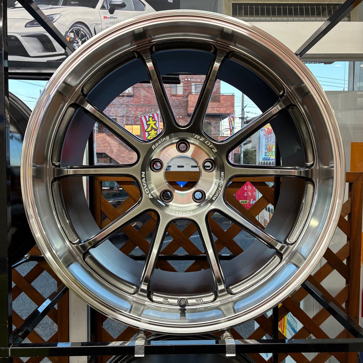 YOKOHAMA WHEEL の NEWサンプル入りました🙌 ADVAN Racing RZ-DF2