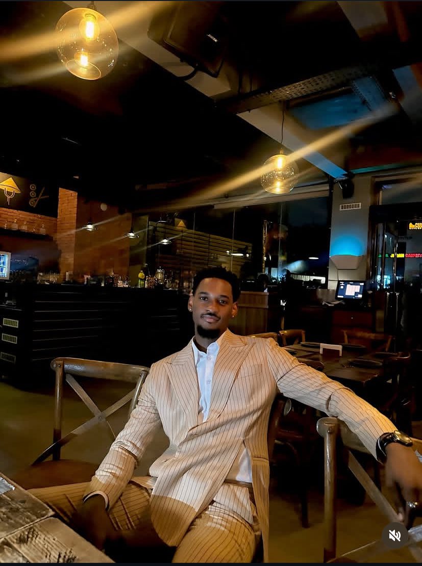 officialadarh's tweet image. Happy birthday Christopher Joseph Edidiong Bassey @iam_topherJ . You are a very beautiful human. And on this day and everyday of your life, I pray you get everything that you want. I pray for God’s direction, clarity, peace and happiness. 

My Baby boy T, Cheers to 26!🥂
#Topher