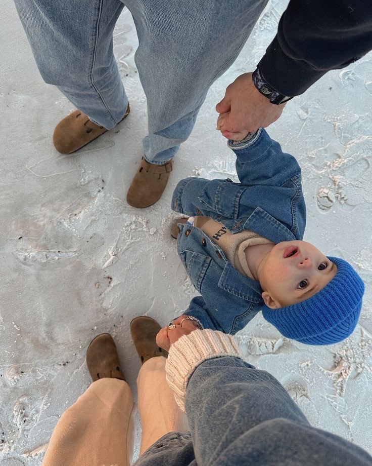 loveucouple's tweet image. one day🤍