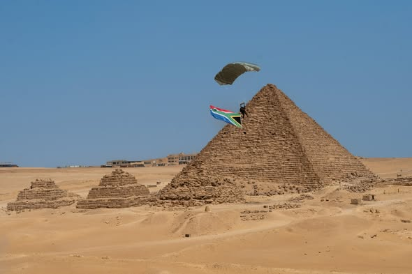 A South African SF Operator in Egypt on 6 September 2025, taking part in Exercise Bright Star 25, along with USA and other allies.
Credit: Senior Airman Keegan Putman (US)