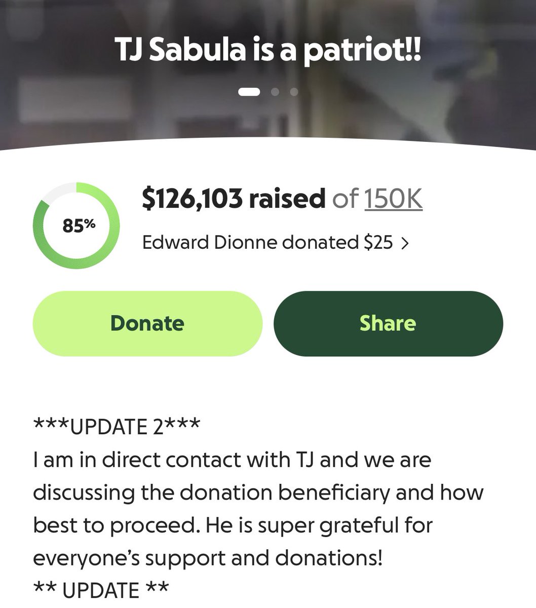 mariocstrv's tweet image. 🗣️🇺🇸 TJ Sabula, el hombre que llamó a Trump «protector de pedófilos» ha sido despedido de Ford. El presidente le respondió con un «que te jodan» y mostrándole el dedo corazón.

Un GoFundMe ya ha recaudado más de 125.000 $ para Sabula.